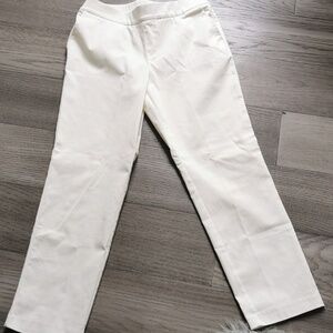 Wynne Layers ivory pants. Very flattering. Size 4 P. EUC